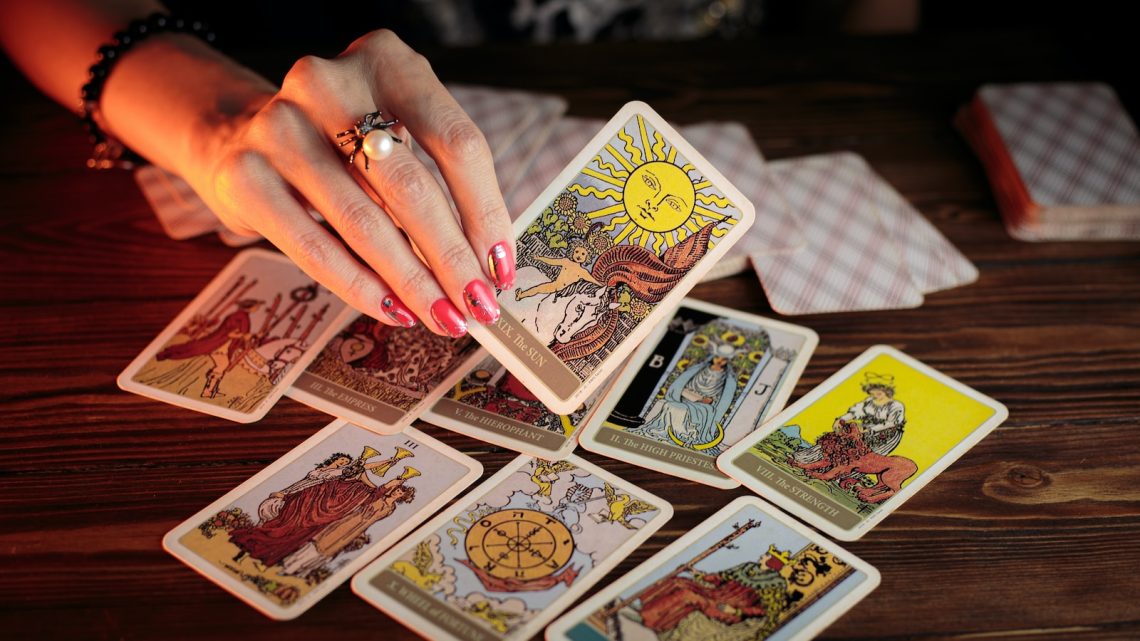 Medium tarot Voyante